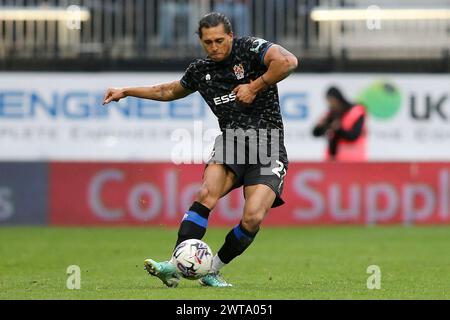 Wrexham, Großbritannien. März 2024. Josef Yarney von den Tranmere Rovers. EFL Skybet Football League Two Match, Wrexham gegen Tranmere Rovers, bei STōK CAE Ras in Wrexham, Wales am Samstag, den 16. März 2024. Dieses Bild darf nur für redaktionelle Zwecke verwendet werden. Nur redaktionelle Verwendung, .PIC von Chris Stading/ Credit: Andrew Orchard Sportfotografie/Alamy Live News Stockfoto