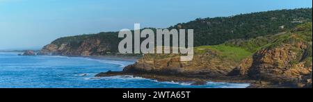 Panoramablick auf Playa Mermejita und La Ventanilla in Mazunte, Oaxaca Stockfoto