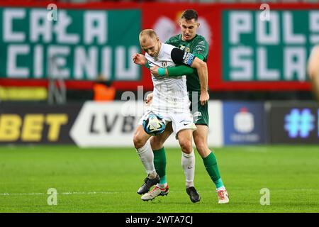 Breslau, Polska. März 2024. 2024.03.16 Breslau Pilka nozna PKO Ekstraklasa Slask Breslaw - Puszcza Niepolomice N/z Foto Pawel Andrachiewicz/PressFocus 2024.03.16 Breslau Fußball Polnisch PKO Ekstraklasa Slask Breslaw - Puszcza Niepolomice Credit: Pawel Andrachiewicz/PressFocus Credit: SIPA USA/Alamy Live News Stockfoto