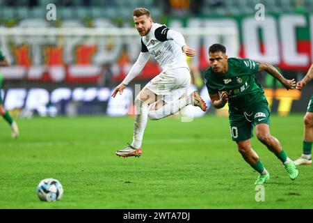 Breslau, Polska. März 2024. 2024.03.16 Breslauer Pilka nozna PKO Ekstraklasa Slask Breslauer - Puszcza Niepolomice N/z Nahuel Leiva Foto Pawel Andrachiewicz/PressFocus 2024.03.16 Breslauer Fußball polnische PKO Ekstraklasa Slask Breslauer - Puszcza Niepolomice Nahuel Leiva Credit: Pawel Andrachiewicz/PressFocus/PressFocus Alamy News: SIPA Live News Stockfoto