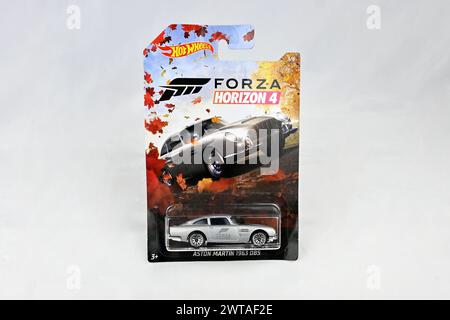 Hot Wheels FORZA HORIZON 4 Aston Martin 1963 DB5 - Wales, UK - 12. März 2024 Stockfoto