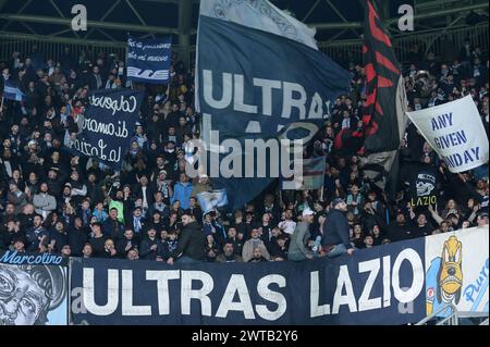 Stadio Benito Stirpe, Frosinone, Italien. März 2024. Fußball der Serie A; Frosinone gegen Lazio; Lazios Unterstützer und Ultras Credit: Action Plus Sports/Alamy Live News Stockfoto