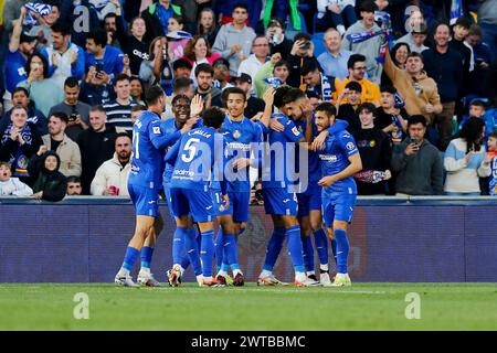 Getafe, Spanien. März 2024. Getafe Team Group (Getafe) Fußball/Fußball : Getafe Team Gruppe feiert nach Yellus Tor während des spanischen Spiels LaLiga EA Sports zwischen Getafe CF 1-0 Girona FC im Estadio Coliseum Getafe in Getafe, Spanien . Quelle: Mutsu Kawamori/AFLO/Alamy Live News Stockfoto