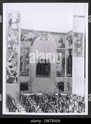 Umbria Perugia Nocera Umbra S. Francesco2. Hutzel, Max 1960-1990 Nachmittelalterliche: Außenansichten der Architektur und der architektonischen Skulptur von S. Francesco Pinacoteca: Freskenfragmente, Tafelmalerei, Polyptychon, Malerei, verschiedene architektonische Fragmente Inhaber: Pinacoteca Comunale Deutscher Fotograf und Gelehrter Max Hutzel (1911–1988) fotografiert in Italien von den frühen 1960er Jahren bis zu seinem Tod. Das Ergebnis dieses Projektes, von Hutzel als Foto Arte Minore bezeichnet, ist eine gründliche Dokumentation der kunsthistorischen Entwicklung in Italien bis zum 18. Jahrhundert, einschließlich der Objekte der Etrusker Stockfoto