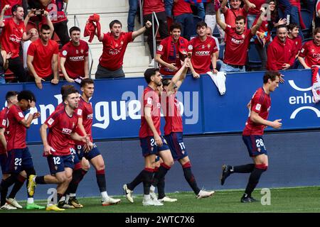 Pamplona, Spanien. März 2024. Sport. Fußball/Fußball. Während des Fußballspiels La Liga EA Sports zwischen CA Osasuna und Real Madrid spielte CF am 16. März 2024 im El Sadar Stadion in Pamplona (Spanien). Kredit: Inigo Alzugaray/Cordon Press Kredit: CORDON PRESS/Alamy Live News Stockfoto