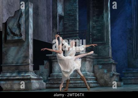 Northern Ballet Romeo und Juliet Leeds Grand Theatre 2024 Stockfoto