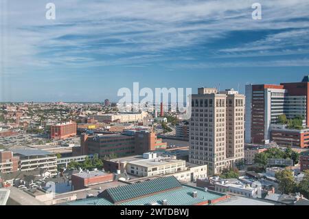 Baltimore, Maryland. September 2019. Ein Blick aus der Vogelperspektive auf Baltimore Maryland an einem Sommertag aus dem Inneren des washington Monuments. Stockfoto