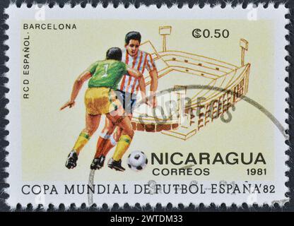 Von Nicaragua gedruckte Briefmarke, die 1982 die Weltmeisterschaft in Spanien fördert, um 1981. Stockfoto