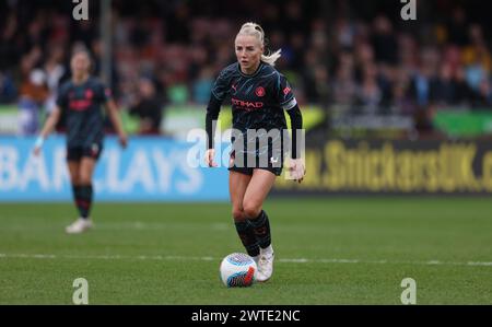 Crawley, Großbritannien. März 2024. Alex Greenwood von Manchester City während des Spiels der Barclays Women's Super League zwischen Brighton & Hove Albion und Manchester City im Broadfield Stadium in Crawley. Quelle: James Boardman/Alamy Live News Stockfoto