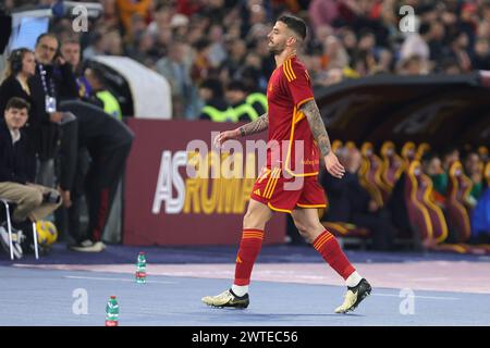 Rom, Italie. März 2024. Leonardo Spinazzola von Roma verlässt das Bild während des italienischen Meisterschaftsspiels Serie A zwischen AS Roma und US Sassuolo am 17. März 2024 im Stadio Olimpico in Rom, Italien - Foto Federico Proietti/DPPI Credit: DPPI Media/Alamy Live News Stockfoto