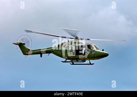 RNAS Yeovilton, Somerset, Vereinigtes Königreich - 10. Juli 2009: Ein Westland Lynx AH7 Hubschrauber (ZD277) auf dem RNAS Yeovilton, der von den Royal Marines eingesetzt wird Stockfoto