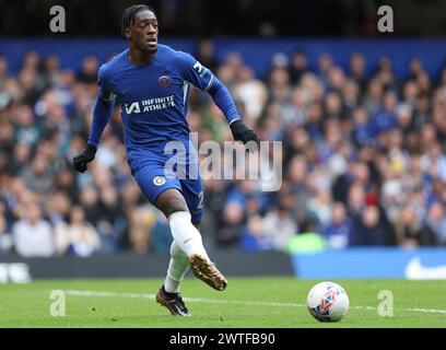 London, Großbritannien. März 2024. Axel Disasi von Chelsea während des FA Cup Quarter Final Matches in Stamford Bridge, London. Foto: Paul Terry/Sportimage Credit: Sportimage Ltd/Alamy Live News Stockfoto