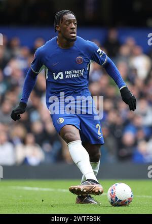 London, Großbritannien. März 2024. Axel Disasi von Chelsea während des FA Cup Quarter Final Matches in Stamford Bridge, London. Foto: Paul Terry/Sportimage Credit: Sportimage Ltd/Alamy Live News Stockfoto