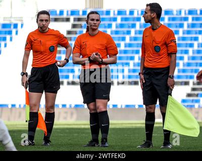 Birmingham, Großbritannien. März 2024. Birmingham, England, 17. März 2024: Spieloffiziere während des Fußballspiels der FA Womens Championship zwischen Birmingham City und Blackburn Rovers in St Andrews in Birmingham, England (Natalie Mincher/SPP) Credit: SPP Sport Press Photo. /Alamy Live News Stockfoto