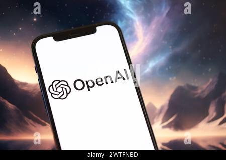 KIEW, UKRAINE - 17. MÄRZ 2024 OpenAI-Logo auf dem iPhone-Display mit Hintergrund der künstlichen Intelligenz futuristischen Ai-generierten Bild Nahaufnahme Stockfoto