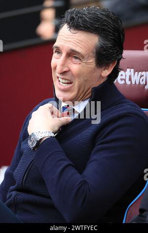 London, Großbritannien. März 2024. Aston Villa Manager, Unai Emery, wurde am 17. März 2024 während des Premier League-Spiels zwischen West Ham United und Aston Villa im London Stadium im Queen Elizabeth Olympic Park in London, England gesehen. Foto von Carlton Myrie. Nur redaktionelle Verwendung, Lizenz für kommerzielle Nutzung erforderlich. Keine Verwendung bei Wetten, Spielen oder Publikationen eines einzelnen Clubs/einer Liga/eines Spielers. Quelle: UK Sports Pics Ltd/Alamy Live News Stockfoto