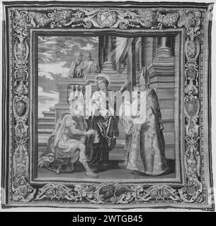 St. Helena und das wahre Kreuz. Rubens, Peter Paul (Flämisch, 1577–1640) (Autor des Designs, Cartoon-Schöpfer) [Maler] Maecht, Philipp de (Flämisch, Act. 1605-1652, d. bef.1655) (Werkstatt) [Weber] Tayer, Hans (Flämisch, ACT. CA.1619) (Werkstatt) [Weber] ca. 1623-1625 Gobelin Abmessungen: H 10'11' x B 10'10,5' Gobelin Materialien/Techniken: Leinen (Kette: 28/Zoll); Wolle, Seide mit Silber- und Gold-Metallfaden (Schuss) Kultur: Französisches Weberzentrum: Paris Besitztum Geschichte: Barberini Coll. (Rom). Corsini Coll., 1907. Private Zusammenstellung (London), 1924. French & Co. Gekauft vom Anwesen von Rosa Lewis, R. Stockfoto