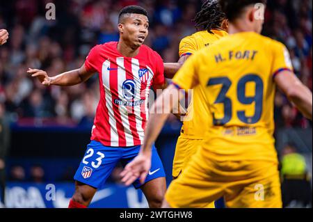Madrid, Spanien. März 2024. Reinildo Mandava von Atletico Madrid wurde während des Fußballspiels La Liga EA Sports 2023/24 zwischen Atletico Madrid und FC Barcelona im Civitas Metropolitano Stadion gezeigt. Atletico Madrid 0 : 3 FC Barcelona Credit: SOPA Images Limited/Alamy Live News Stockfoto