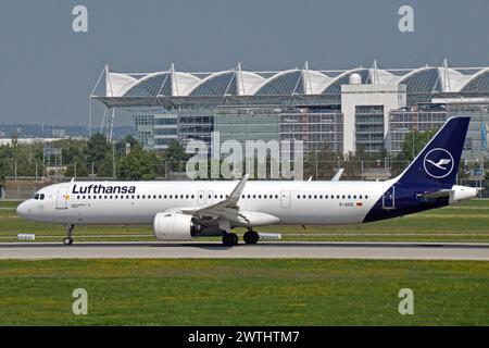 Deutschland, Bayern, München: D-AIEE Airbus A321-271NX (c/n 9046) der Lufthansa am Münchner Flughafen Franz Josef Strauss. Stockfoto