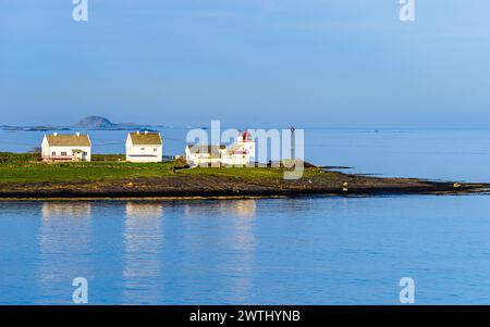 Tungenes Fyr über FjordSailing, Stavanger, Boknafjorden, Norwegen, Europa Stockfoto