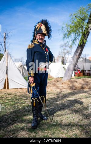 Oscar, argentinischer Reenactor, posiert als General in der Nachbildung eines Lagers während der historischen Nachbildung von „Los Sitios“, den Ereignissen, die in stattfanden Stockfoto