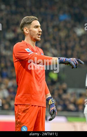 Mailand, Italien. März 2024. Torhüter Alex Meret aus Neapel war während des Spiels zwischen Inter und Napoli bei Giuseppe Meazza in Mailand zu sehen. (Foto: Gonzales Photo/Alamy Live News Stockfoto