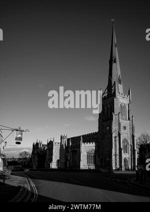 Thaxted Church Thaxted Essex England. 17 März 2024 die Kirche St. Johannes der Täufer, unsere Lieben Frau und der Hl. Laurence im späten Nachmittagssonnenlicht. Stockfoto