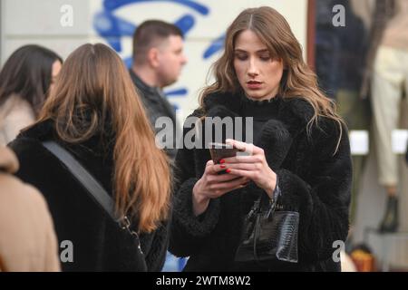 Kroatische Frau in Cvjetni trg, Zagreb. Kroatien Stockfoto