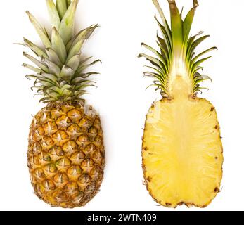 Hintergrund Ananas. Draufsicht der Ananashälften. Stockfoto