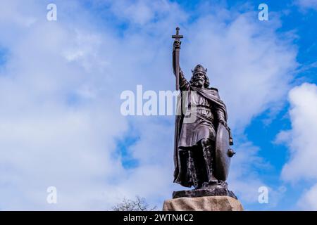 Statue von Alfred dem Großen von Hamo Thornycroft in Winchester, Hampshire, England, Vereinigtes Königreich, Europa Stockfoto