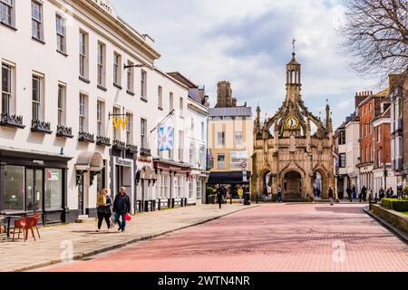 Blick von der West St. Chichester Cross, eine Art von Butterkreuz, die in alten Marktstädten bekannt ist, wurde 1501 als überdachter Marktplatz gebaut, und stan Stockfoto