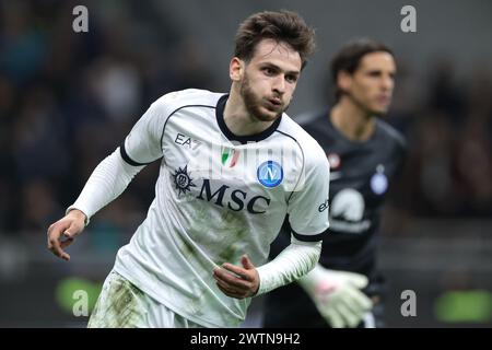 Mailand, Italien. März 2024. Khvicha Kvaratskhelia vom SSC Neapel während des Spiels der Serie A in Giuseppe Meazza, Mailand. Der Bildnachweis sollte lauten: Jonathan Moscrop/Sportimage Credit: Sportimage Ltd/Alamy Live News Stockfoto