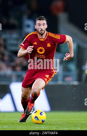 Bryan Cristante von AS Roma während des Serie A TIM Spiels zwischen AS Roma und US Sassuolo Calcio im Stadio Olimpico am 17. März 2024 in Rom. Stockfoto