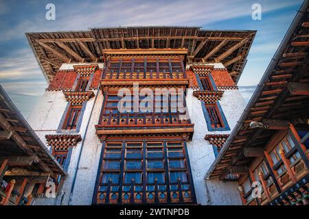 Tamshing Goemba in Bhutan, Asien, ist offiziell der Tamshing Lhendup Chholing (Tempel der Guten Botschaft), 5 km von Jakar entfernt. Stockfoto