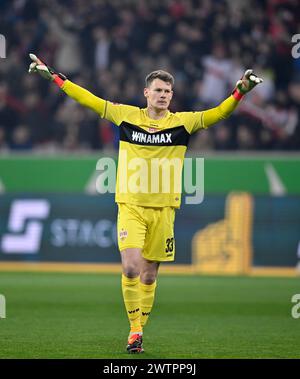 Torhüter Alexander Nuebel VfB Stuttgart (33) Cheers, PreZero Arena, Sinsheim, Baden-Württemberg, Deutschland Stockfoto