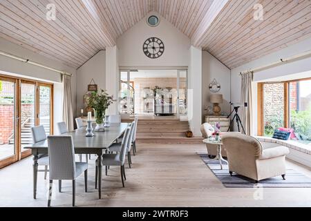 Geräumiges zweistöckiges Strandhaus in Blakeney, Norfolk, Großbritannien Stockfoto