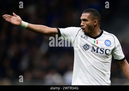 Mailand, Italien. 17. März 2024. Juan Jesus vom SSC Napoli reagierte während des Fußballspiels der Serie A zwischen dem FC Internazionale und dem SSC Napoli. Quelle: Nicolò Campo/Alamy Live News Stockfoto