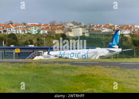 Ponta Delgada, Azoren - 22.02.2024: Airbus A321LR Flugzeug - Magical - von SATA Azores Airlines am Flughafen Joao Paulo II in Ponta Delgada, Sao Miguel IS Stockfoto