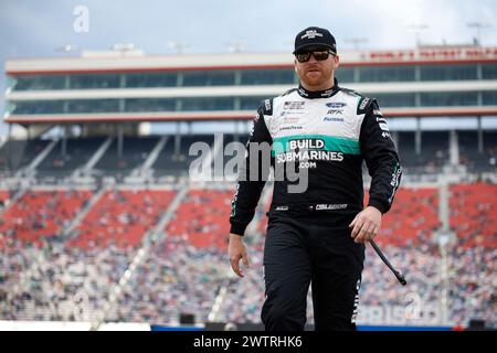 Chris Buescher macht sich bereit für die Food City 500 in Bristol, TN, USA. (Foto: © Stephen A Arce Action Sports Photography/Cal Sport Media) Stockfoto