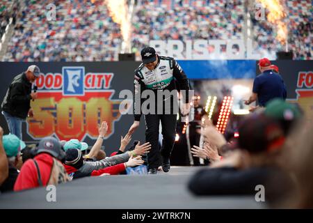 Bristol, TN, USA. März 2024. Chris Buescher macht sich bereit für die Food City 500 in Bristol, TN, USA. (Credit Image: © Stephen A Arce Action Sports Pho/ASP) NUR REDAKTIONELLE VERWENDUNG! Nicht für kommerzielle ZWECKE! Stockfoto