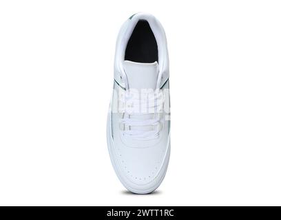 Trendige und modische leichte Sneakers auf weißem Hintergrund Stockfoto