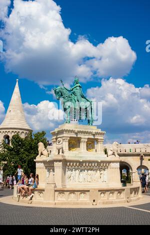 Reiterstatue von König Stephan, Fischerbastei, Budapest, Ungarn Stockfoto