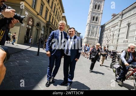 Fotorepertoire, Italien. März 2024. FOTOREPERTOIRE - Florenz - Basilika Santa Maria del Fiore. Feierliche Beerdigung für Franco Zeffirelli. Auf dem Foto Giancarlo Antognoni mit Joe Barone, ACF Fiorentina (Florenz - 18.06.2019, Claudio Fusi) ps kann das Foto in Übereinstimmung mit dem Kontext verwendet werden, in dem es aufgenommen wurde, und ohne diffamierende Absicht des Dekorums der repräsentierten Personen redaktionelle Verwendung nur Credit: Unabhängige Fotoagentur/Alamy Live News Stockfoto