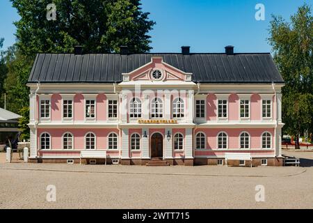 VIMMERBY, SCHWEDEN - 14. Juni 2023: Freizeitpark Astrid Lindgren's World. Die Winzige, Winzige Stadt. Stockfoto