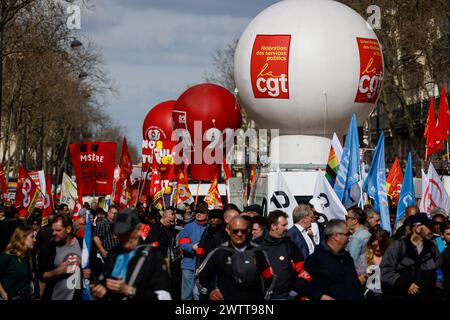 © Thomas Padilla/MAXPPP - Paris, Frankreich. März 2024. ; PARIS, FRANKREICH; MANIFESTATION DES GEHALTS DE LA FONCTION PUBLIQUE ET DANS L' EDUCATION. Demonstration des öffentlichen Dienstes im Rahmen eines landesweiten Aufrufs der Gewerkschaften nach besseren Löhnen, am 19. März 2024 in Paris. Quelle: MAXPPP/Alamy Live News Stockfoto