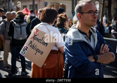 © Thomas Padilla/MAXPPP - Paris, Frankreich. März 2024. ; PARIS, FRANKREICH; MANIFESTATION DES GEHALTS DE LA FONCTION PUBLIQUE ET DANS L' EDUCATION. Demonstration des öffentlichen Dienstes im Rahmen eines landesweiten Aufrufs der Gewerkschaften nach besseren Löhnen, am 19. März 2024 in Paris. Quelle: MAXPPP/Alamy Live News Stockfoto