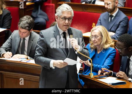 Paris, Frankreich. März 2024. Französischer Stellvertretender Minister für Gesundheit und Prävention Frederic Valletoux während einer Sitzung von Fragen an die Regierung in der Nationalversammlung in Paris am 19. März 2024. Foto: Raphael Lafargue/ABACAPRESS.COM Credit: Abaca Press/Alamy Live News Stockfoto