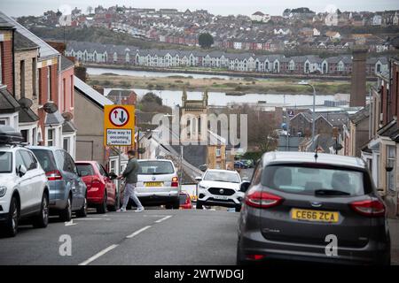 Trinity Street in Barry, The Vale of Glamorgan, einer der Schauplätze der britischen Fernsehserie Gavin and Stacey Stockfoto