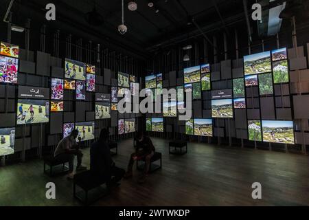 DUBAI, VAE - 30. OKTOBER 2021: Andorra-Pavillon auf der Expo 2020 in Dubai, Vereinigte Arabische Emirate. Stockfoto