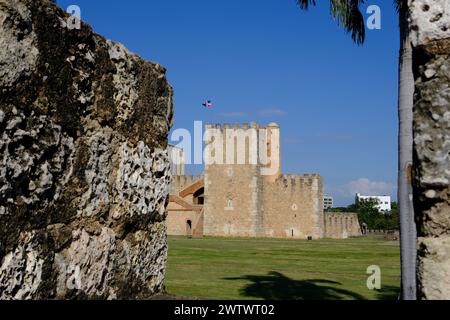 Die Ozama-Festung (Fortaleza Ozama) ist die älteste militärische Konstruktion europäischen Ursprungs in Amerika in der historischen Zone von Santo Domingo. Dominikanische Republik Stockfoto